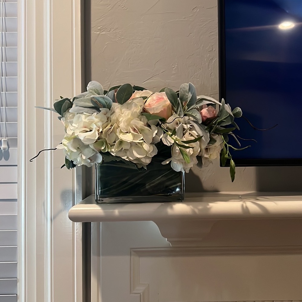 Gorgeous high quality flower arrangement